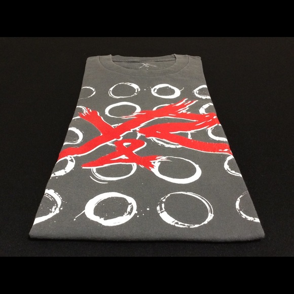 *GENTLY WORN* $20 - Young & Reckless T-Shirt : LRG - Picture 2 of 2